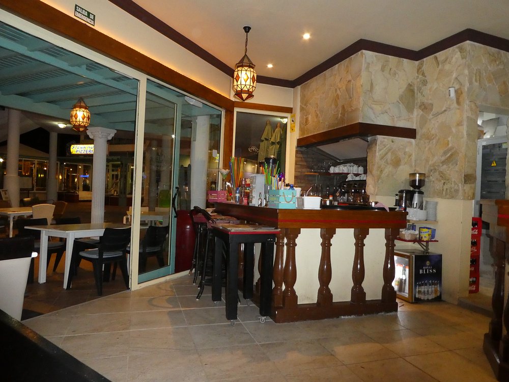 the cocktail counter