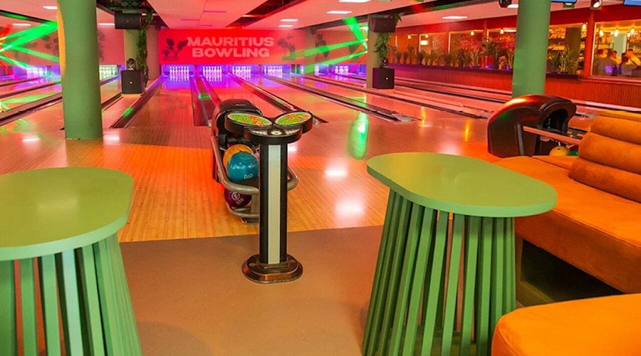 mauritius bowling restaurant